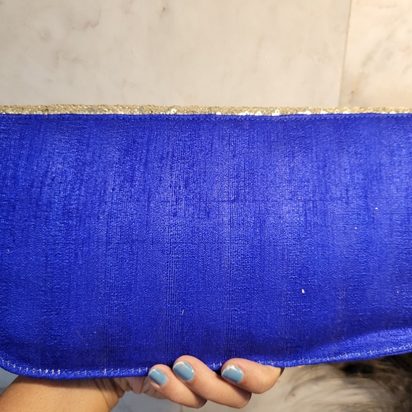 Silk Sequins Envelope Clutch - Picture 7 of 8